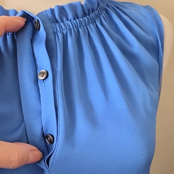 Ann Taylor Vibrant Blue Sleeveless Blouse - Picture 5 of 8